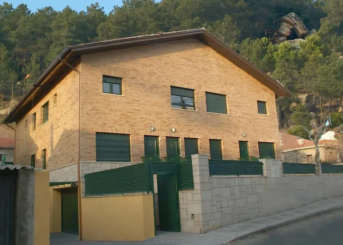 Apartahotel Rural Collarubio Luxury